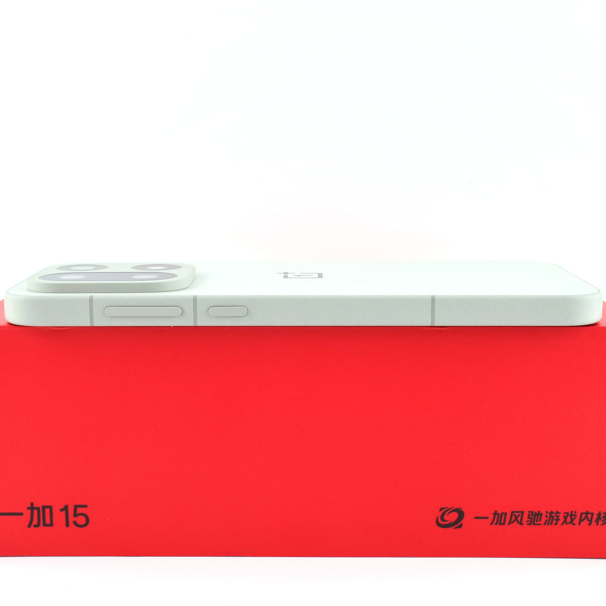 Aランク OnePlus 15 16GB/1TB 原色沙丘 PLK110 中国版【90日保証】