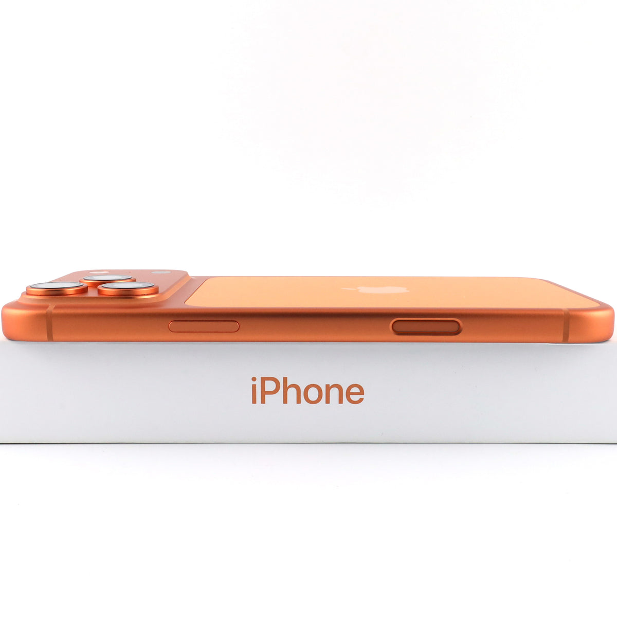 A-ランク iPhone 17 Pro Max 512GB CosmicOrange A3526 MFYT4ZA/A 香港版【90日保証】