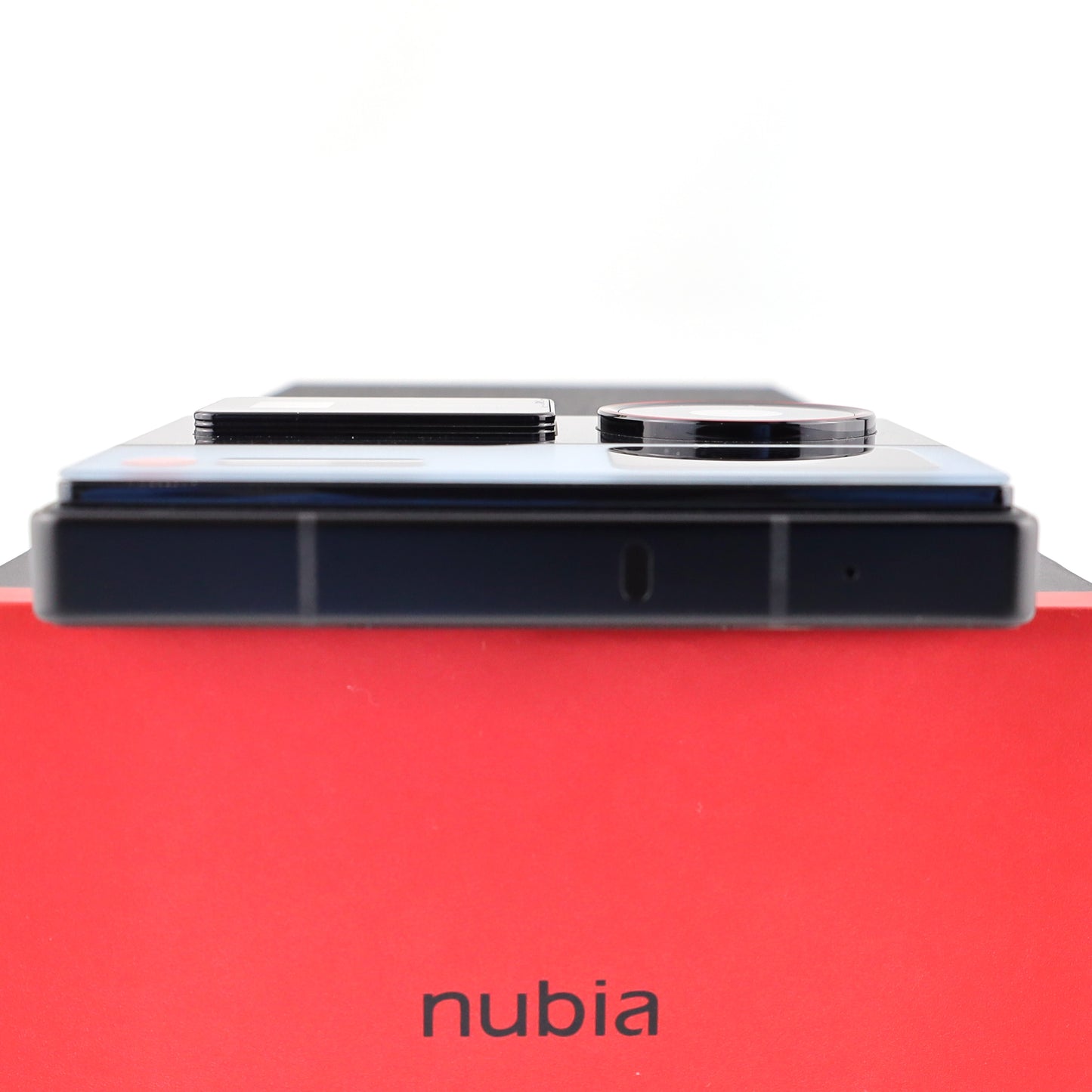 Aランク nubia Z60 Ultra 16/512GB PhotographerEdition NX721J グローバル版【90日保証】