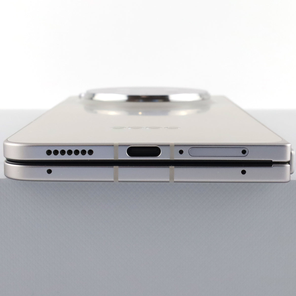 Cランク OPPO Find N6 16/512GB Stellar Titanium 10806D グローバル版【30日保証】