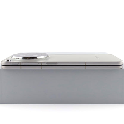 Cランク OPPO Find N6 16/512GB Stellar Titanium 10806D グローバル版【30日保証】