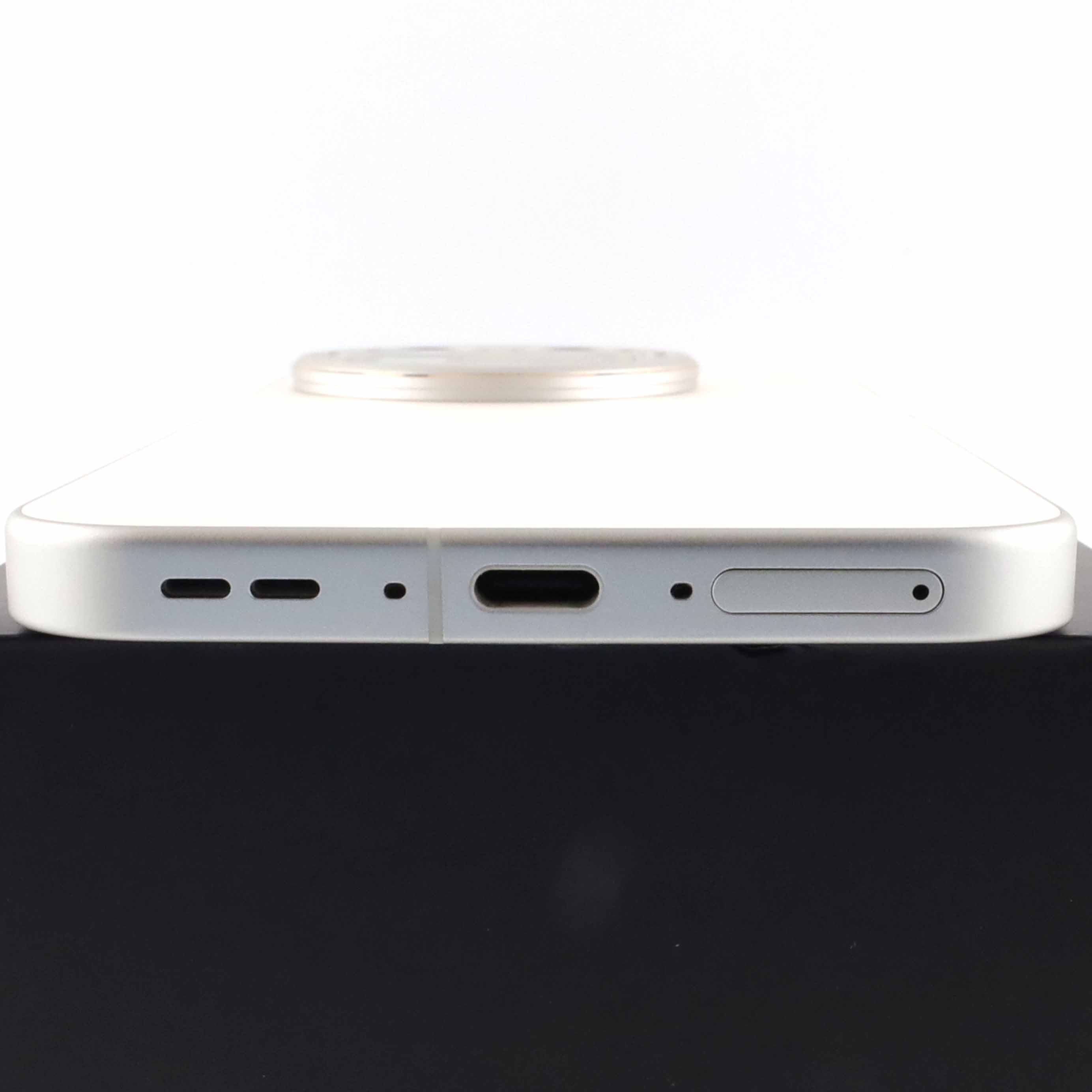 Aランク realme GT 8 Pro 16/512GB DiaryWhite RMX5210 グローバル版