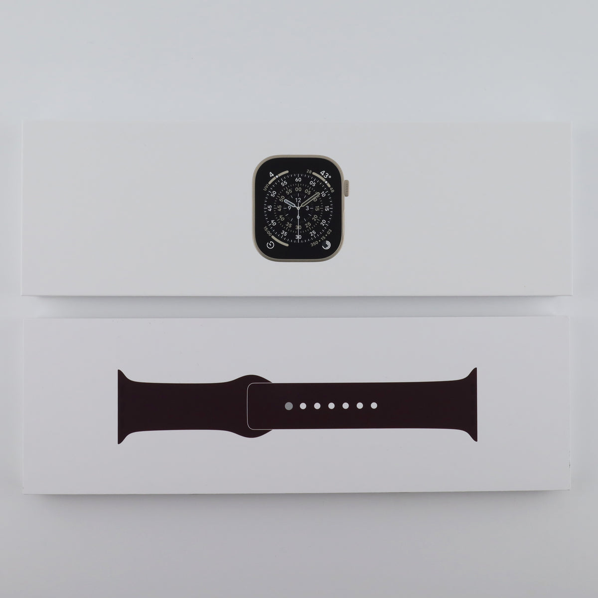 B+ランク Apple Watch Series11 42mm Gold Ti Gold Mil Lp CEL A3335 MF8Y4J/A 国内版【90日保証】