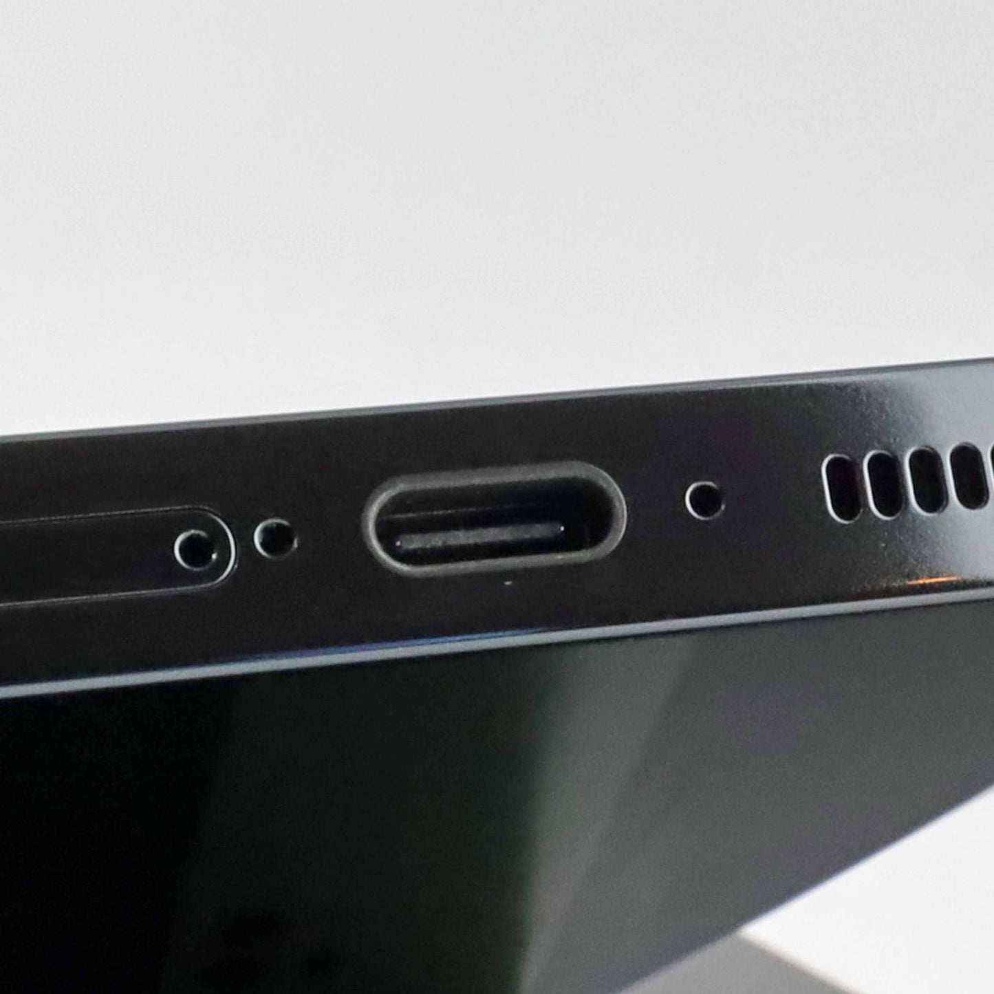 A-ランク  Galaxy S23 Ultra 12/256GB Green SM-S9180 香港版【90日保証】