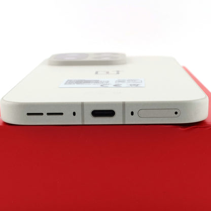 Aランク OnePlus 15 16/512GB SandStorm CPH2747 グローバル版【90日保証】