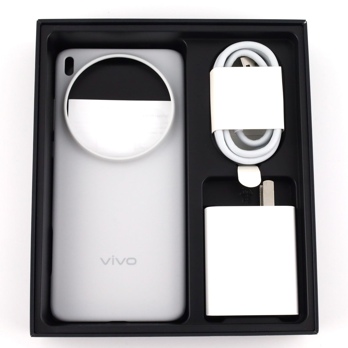 Aランク vivo X200 Ultra 12/256GB Silver V2454A 中国版【90日保証】