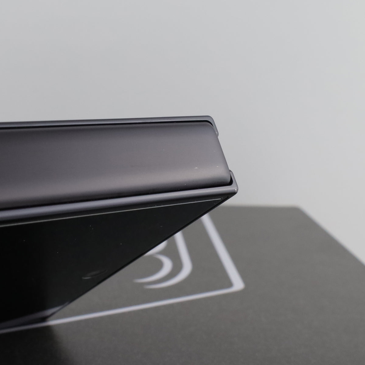 Cランク Galaxy Z TriFold 16/512GB Black SM-F968B/DS グローバル版【30日保証】