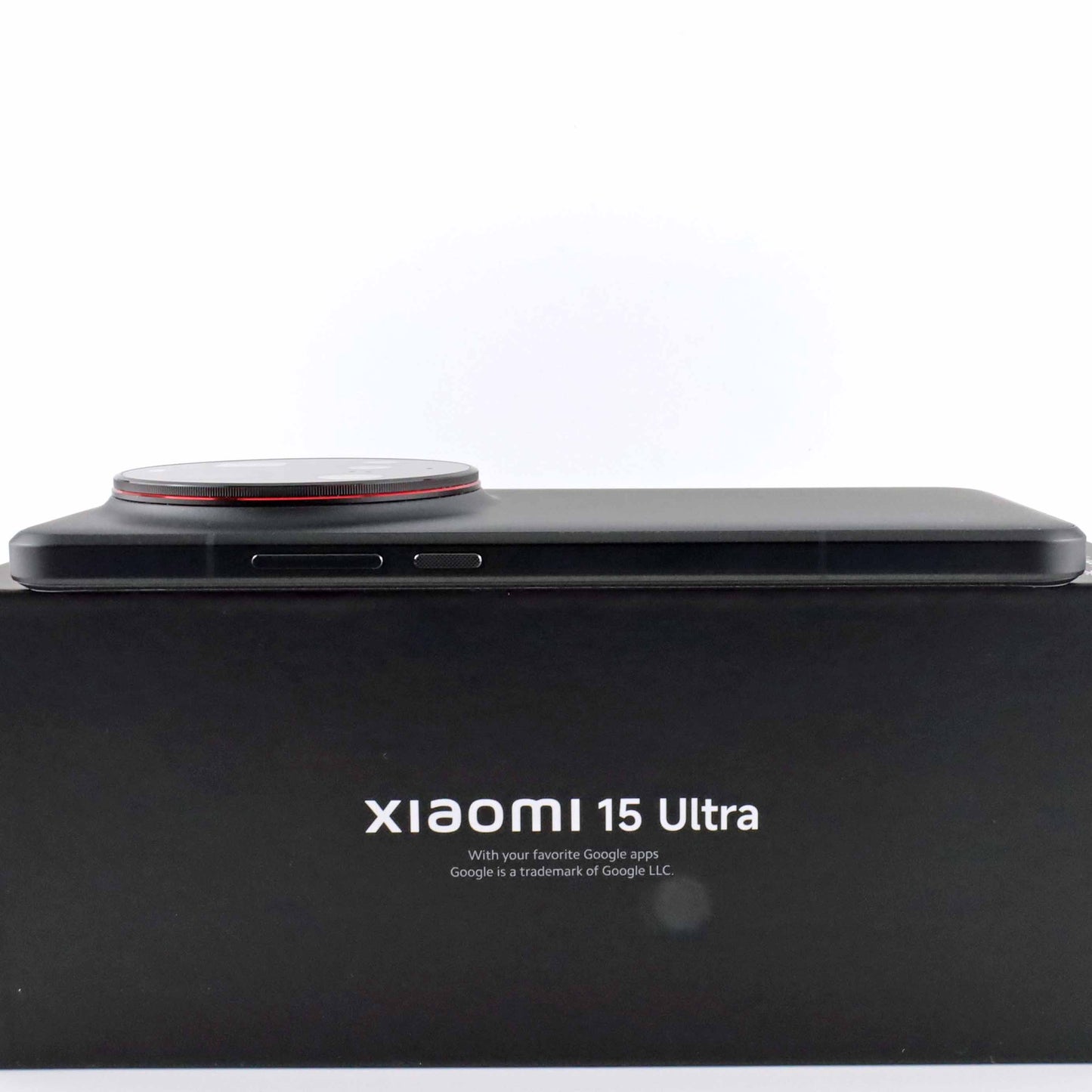 A-ランク Xiaomi 15 Ultra 16/512GB Black 25010PN30G グローバル版【90日保証】