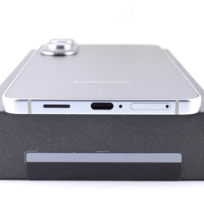 A+ランク Galaxy S25 Edge 12/512GB TitaniumSilver SM-S9370 グローバル版【90日保証】