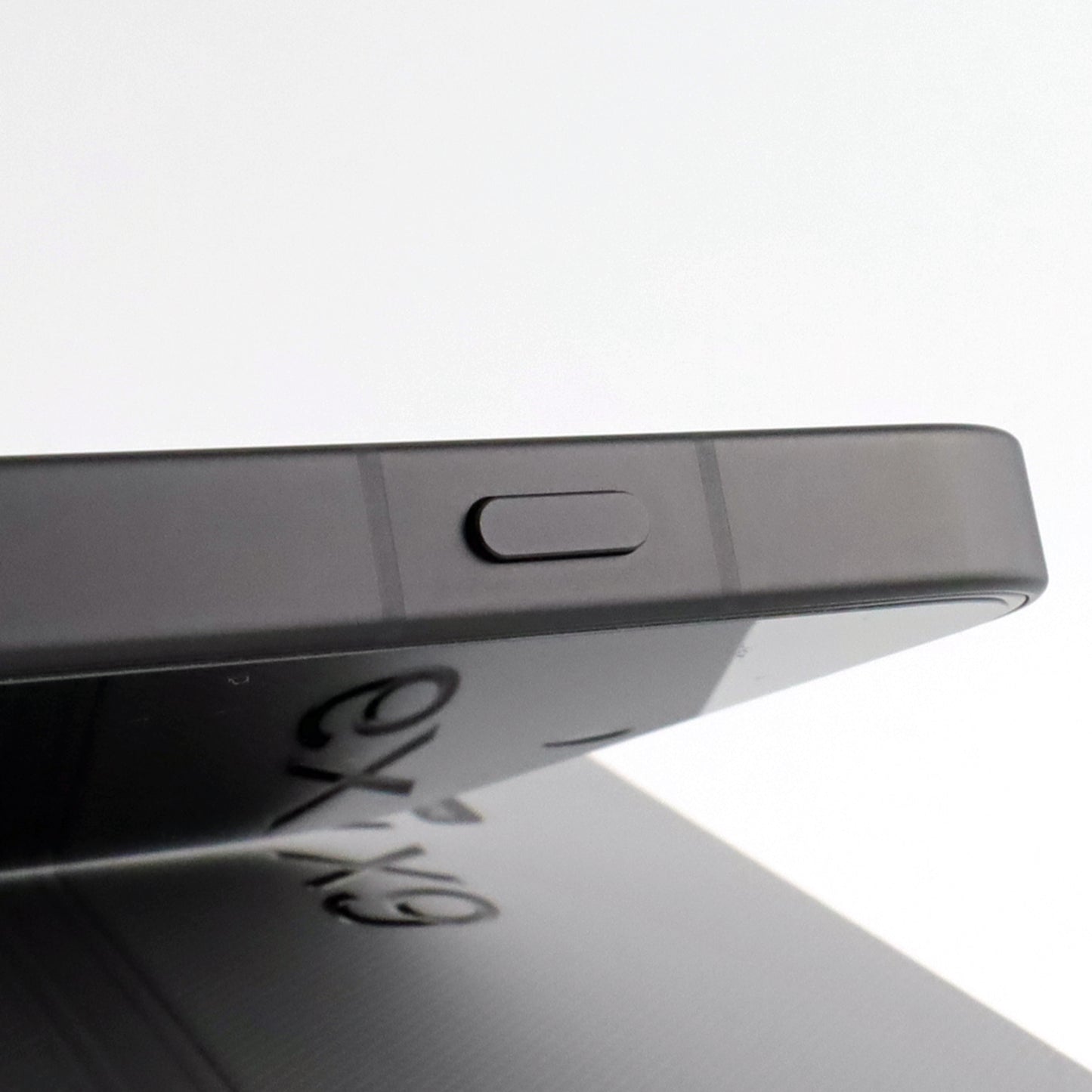 Aランク OPPO Find X9 16/512GB スペースブラック CPH2797 国内版【90日保証】