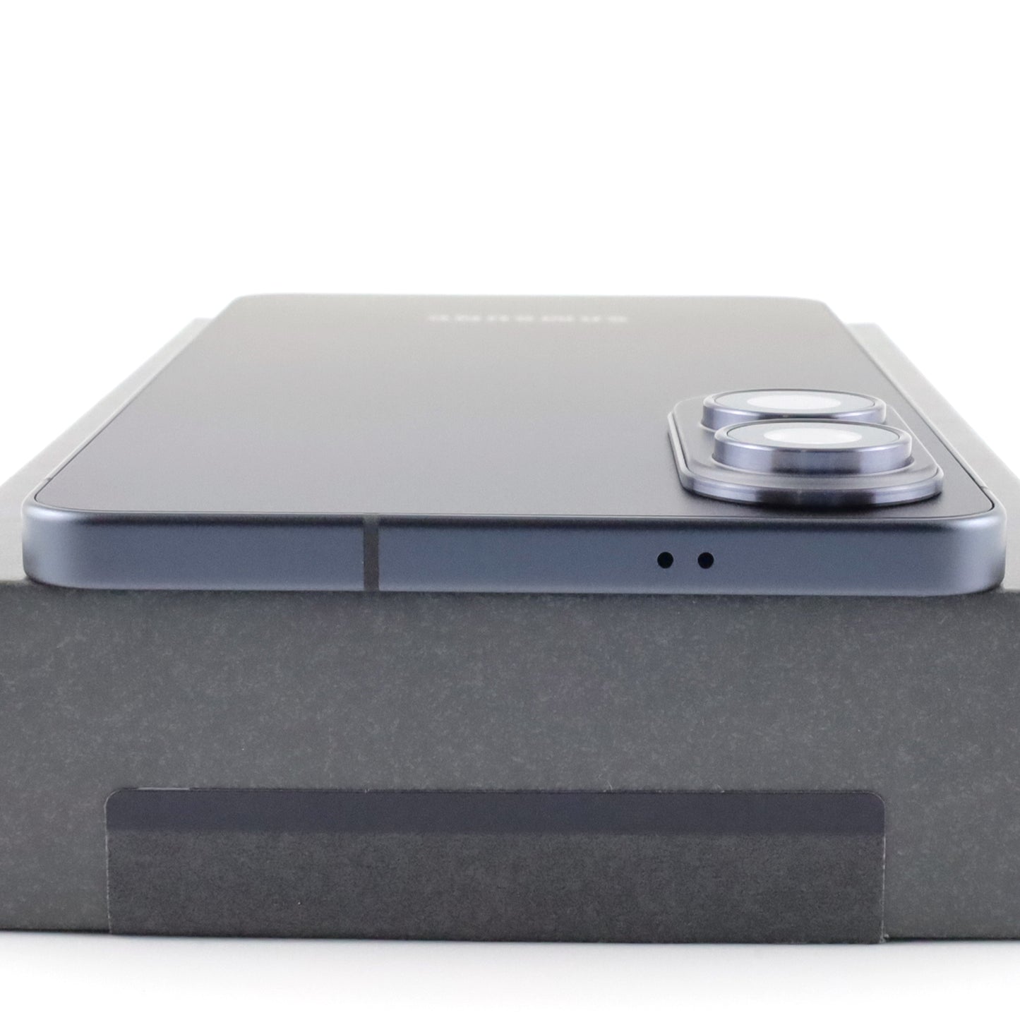 A+ランク Galaxy S25 Edge 12/512GB TitaniumJetblack SM-S9370 グローバル版【90日保証】