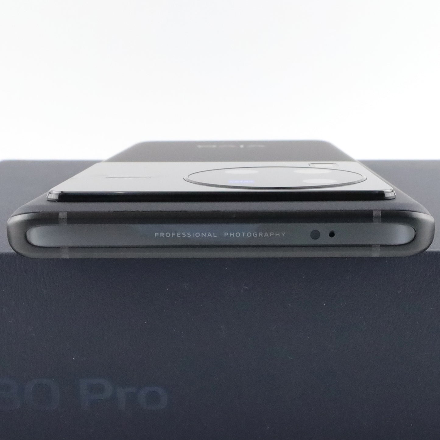 Bランク vivo X80 Pro 12/256GB CosmicBlack V2145 グローバル版【90日保証】