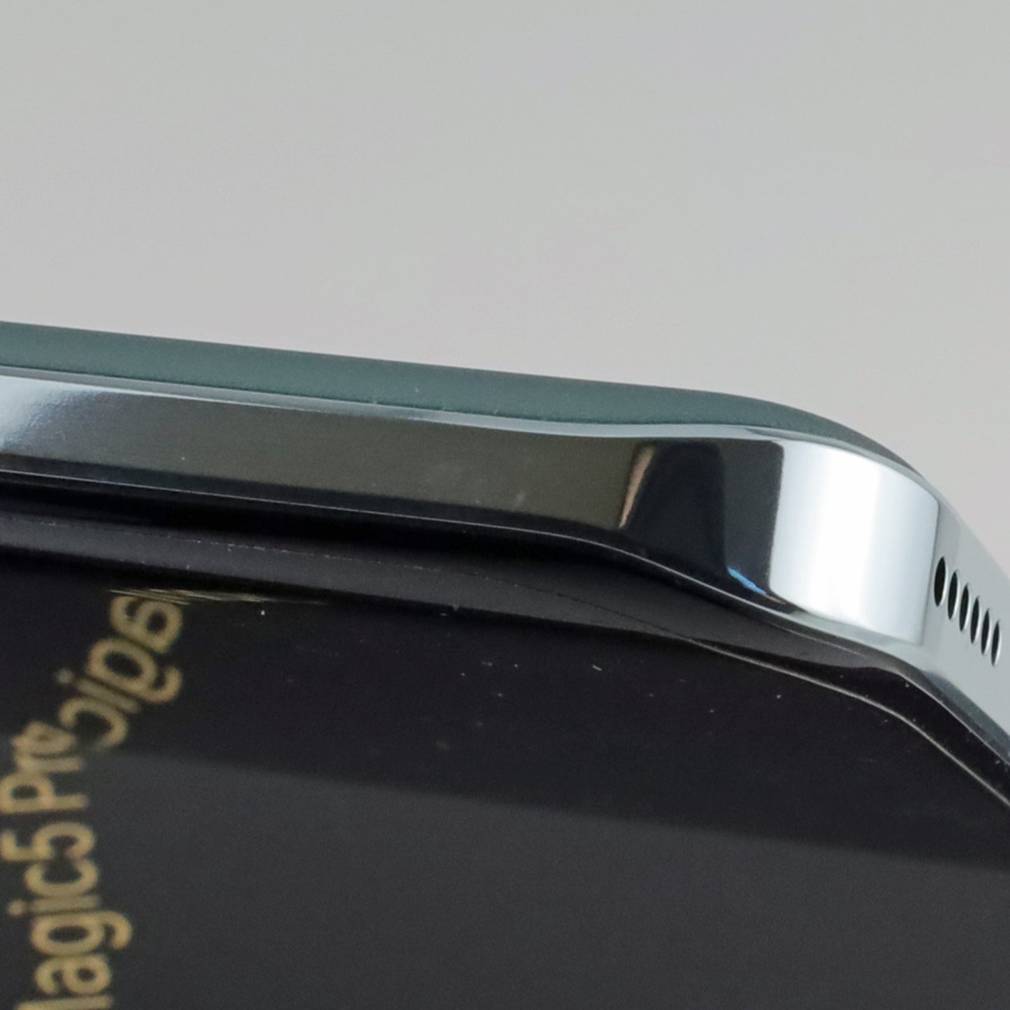 B+ランク HONOR Magic5 Pro 12/512GB MeadowGreen PGT-N19 グローバル版【90日保証】