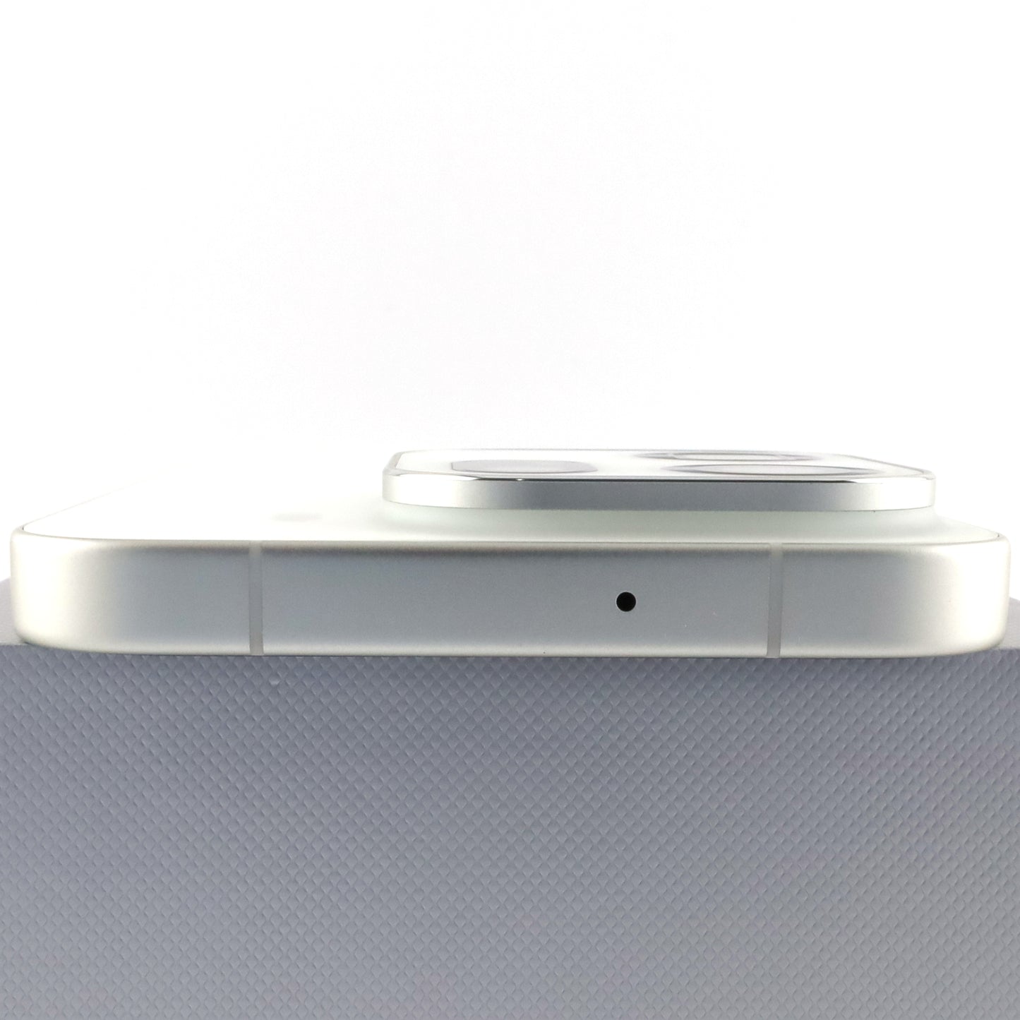 A-ランク OPPO Find X9 Pro 16/512GB SilkWhite CPH2791 グローバル版【90日保証】