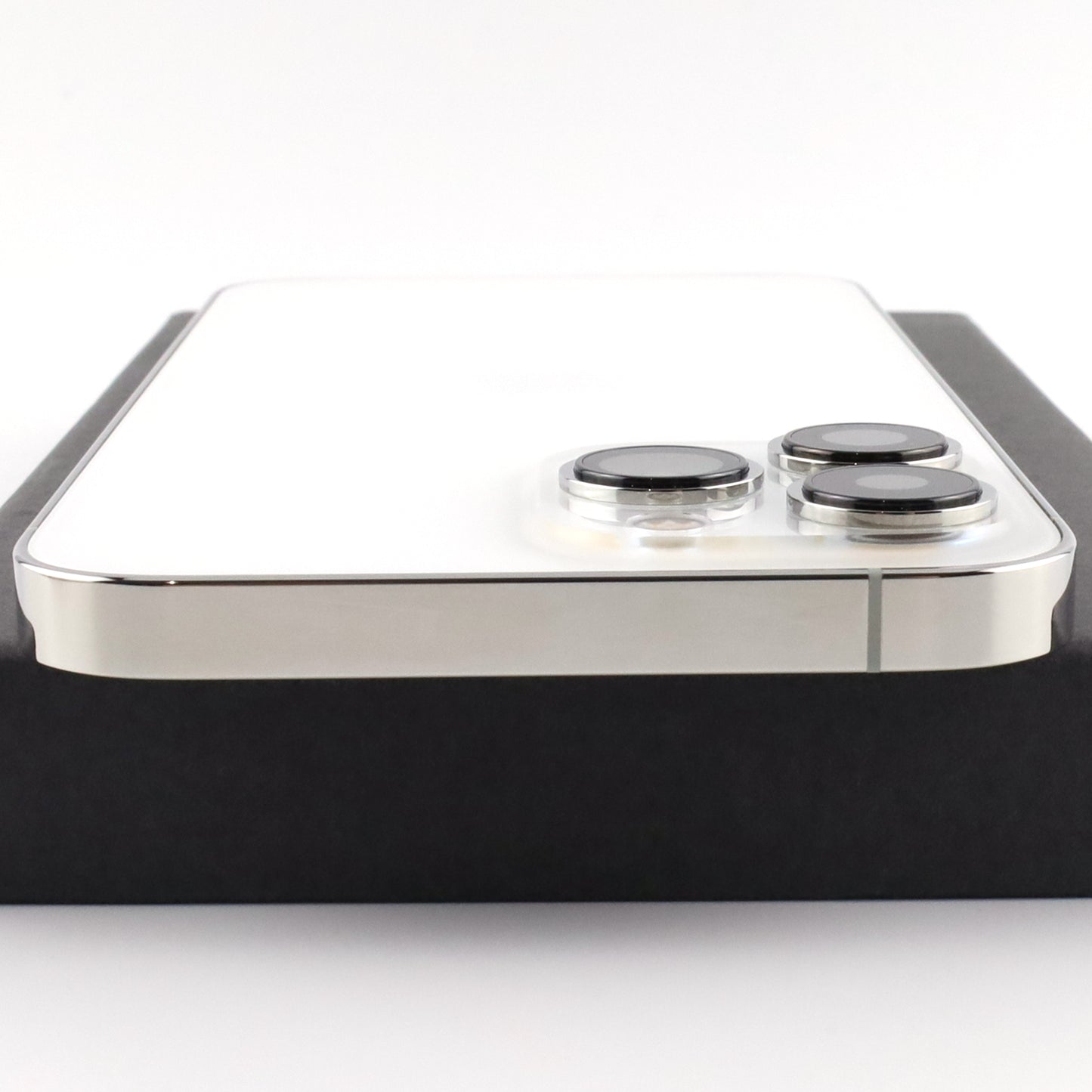 C+ランク iPhone 13 Pro Max 128GB シルバー MLH53ZA/A A2644 香港版【90日保証】