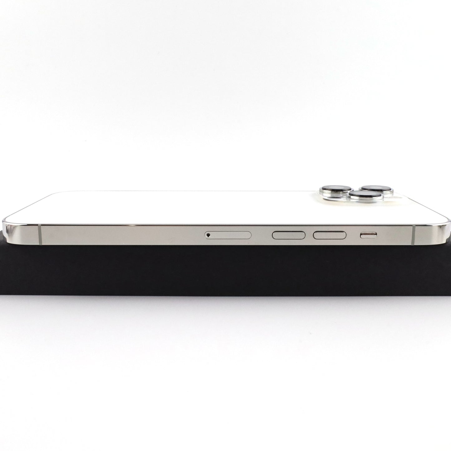 C+ランク iPhone 13 Pro Max 128GB シルバー MLH53ZA/A A2644 香港版【90日保証】