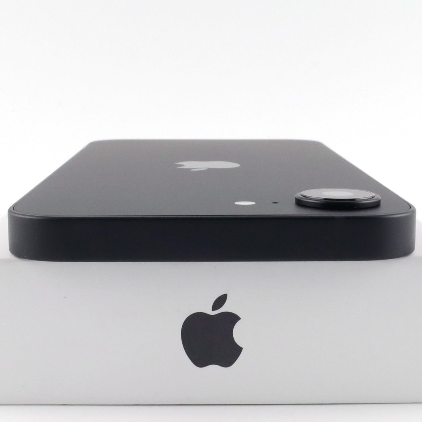 開封未使用 iPhone 16e 512GB Black MD1X4J/A A3409 国内版【90日保証】