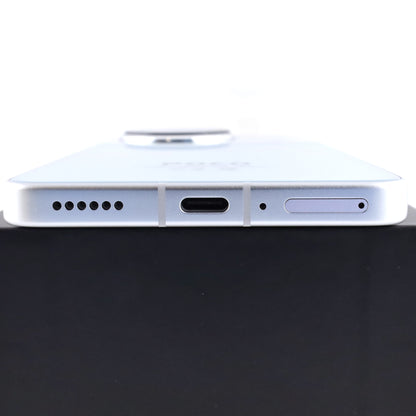 Aランク POCO F7 Pro 12/256GB Silver 24117RK2CG 国内Simフリー【90日保証】