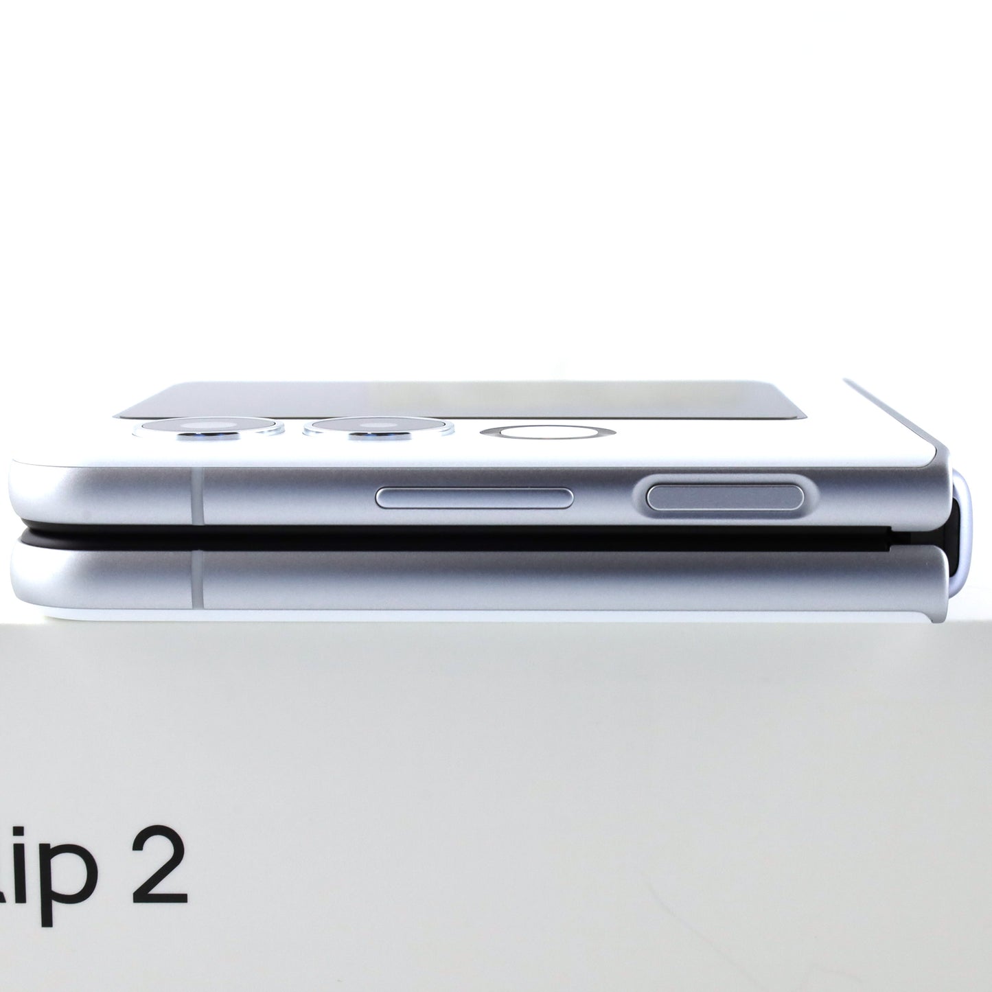 C+ランク  nubia Flip 2 6/128GB white A404ZT ワイモバイル版【30日保証】