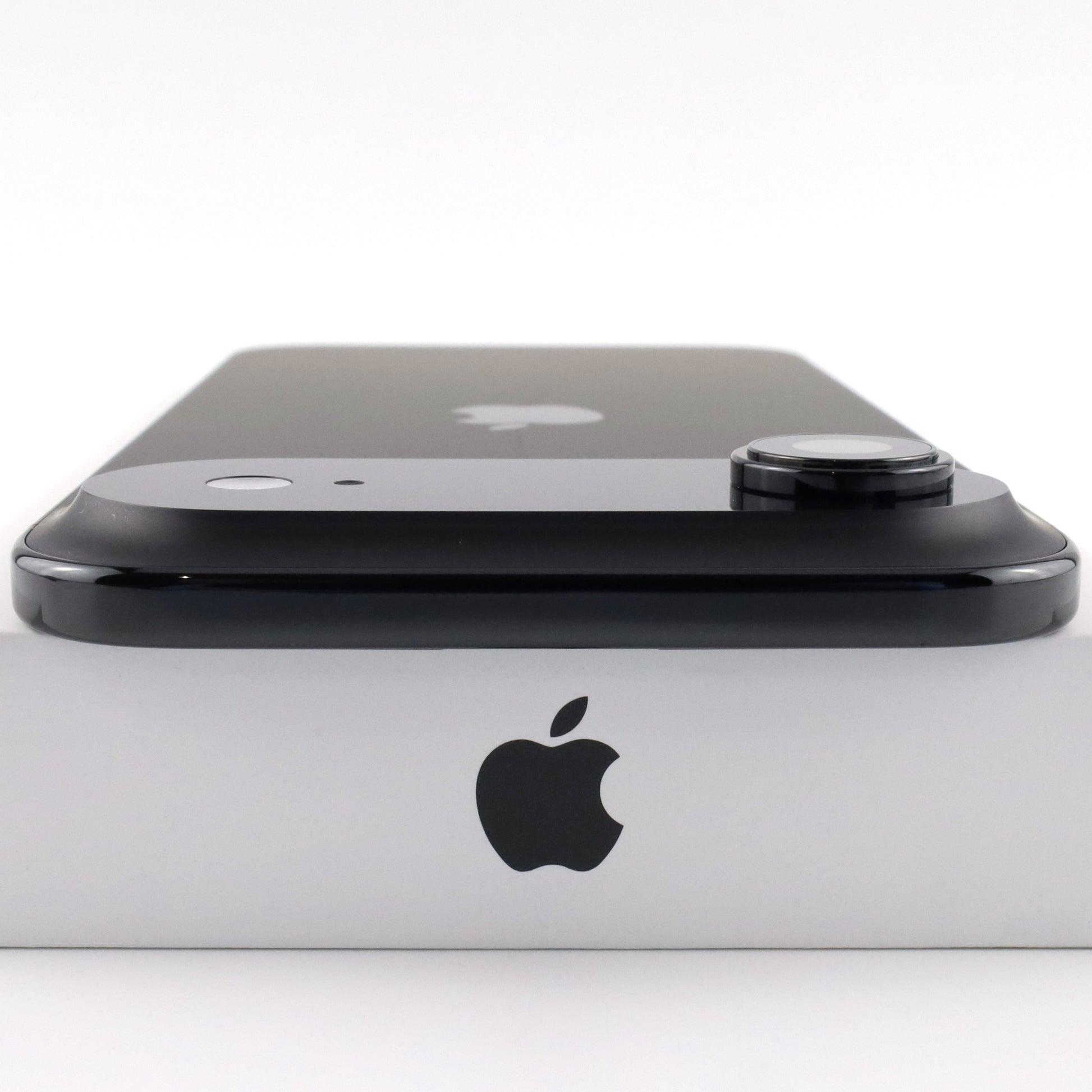 A-ランク iPhone Air 256GB SpaceBlack A3516 MG274J/A 国内版【90日