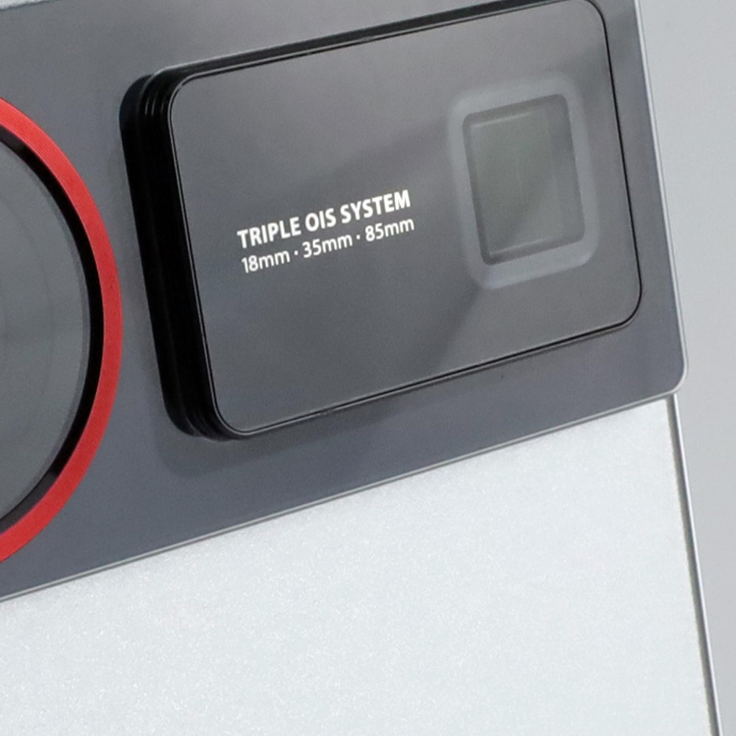 C+ランク nubia Z60 Ultra 12/256GB Silver NX721J グローバル版【90日保証】