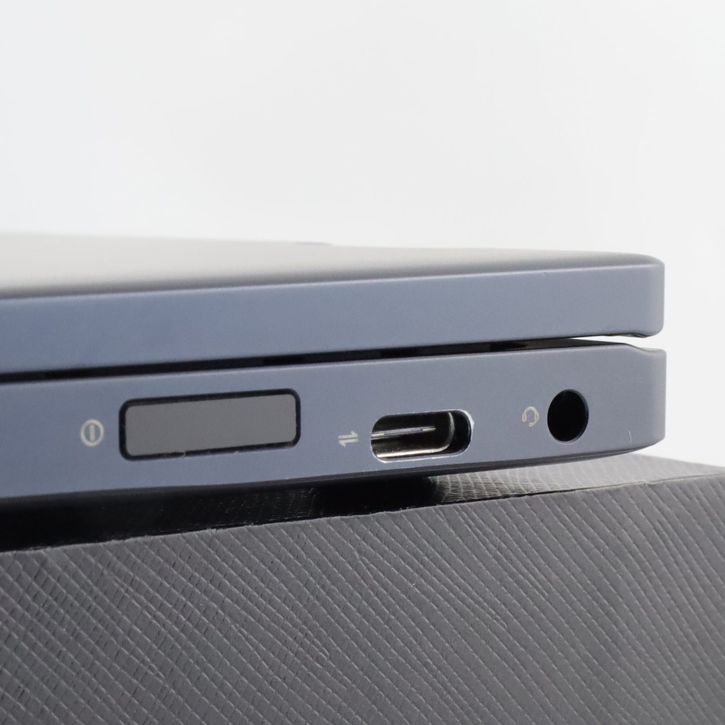 C+ランク One-Netbook OneMix4 16/512GB ダークネイビー ONEMIX4J-N5 国内版【30日保証】