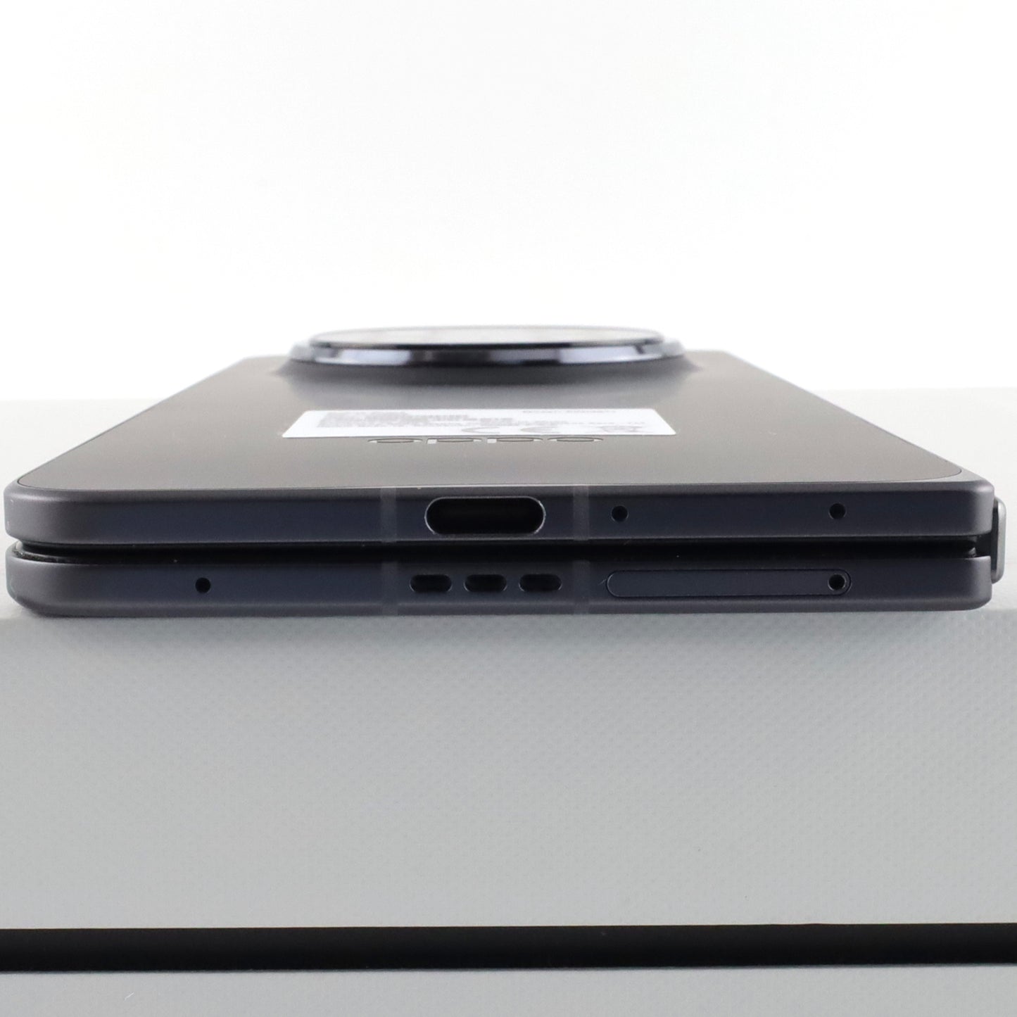 C-ランク OPPO Find N5 16/512GB CosmicBlack CPH2671 グローバル版【90日保証】