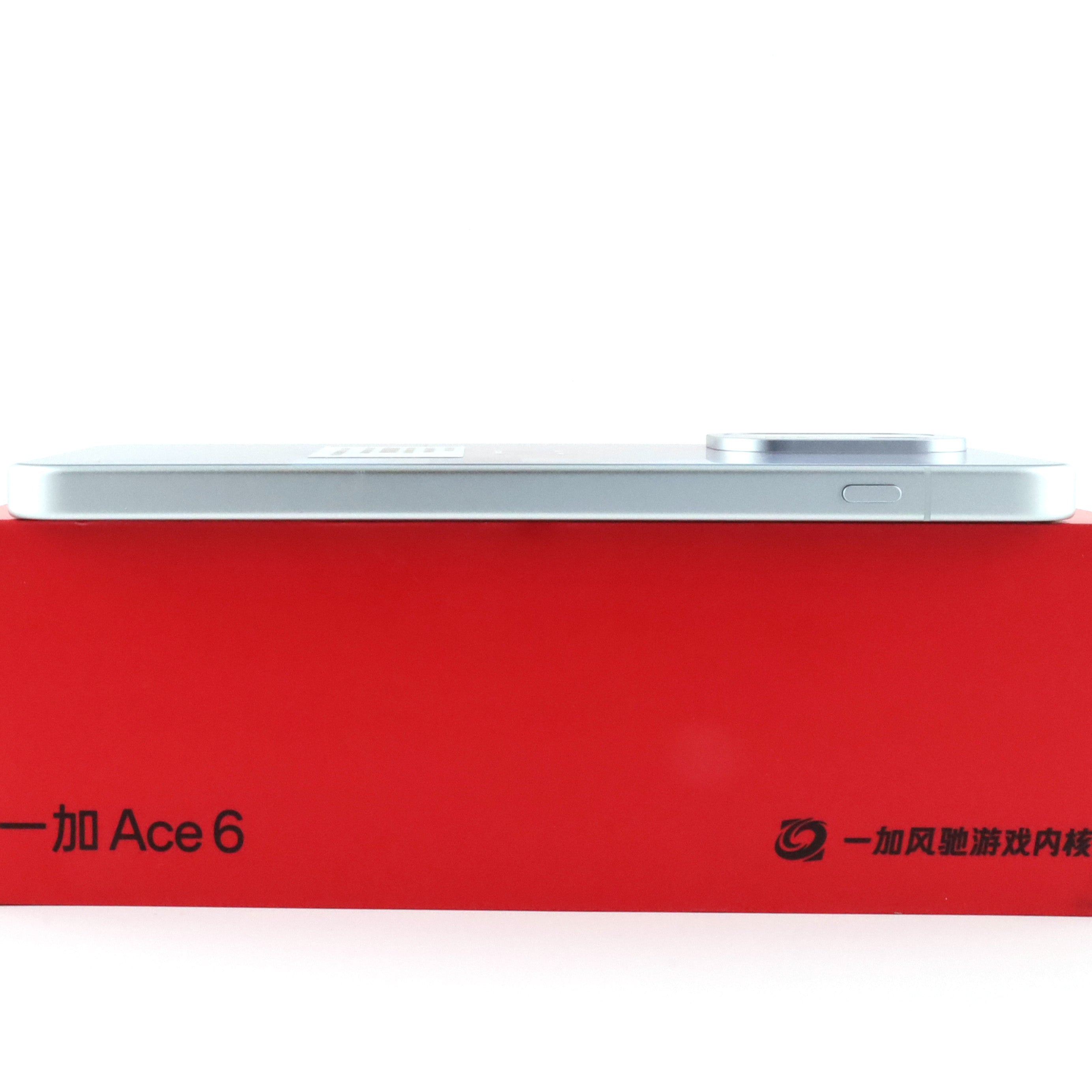 B+ランク OnePlus Ace 6 12/256GB Silver PLQ110 中国版【90日保証