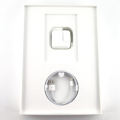 Cランク Apple iPad（第7世代　2019）Wi-Fi 128GB Silver A2197 FW782J/A 国内版【30日保証】