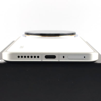B+ランク- Xiaomi 14 Ultra 16/512GB White 24030PN60G グローバル版【90日保証】