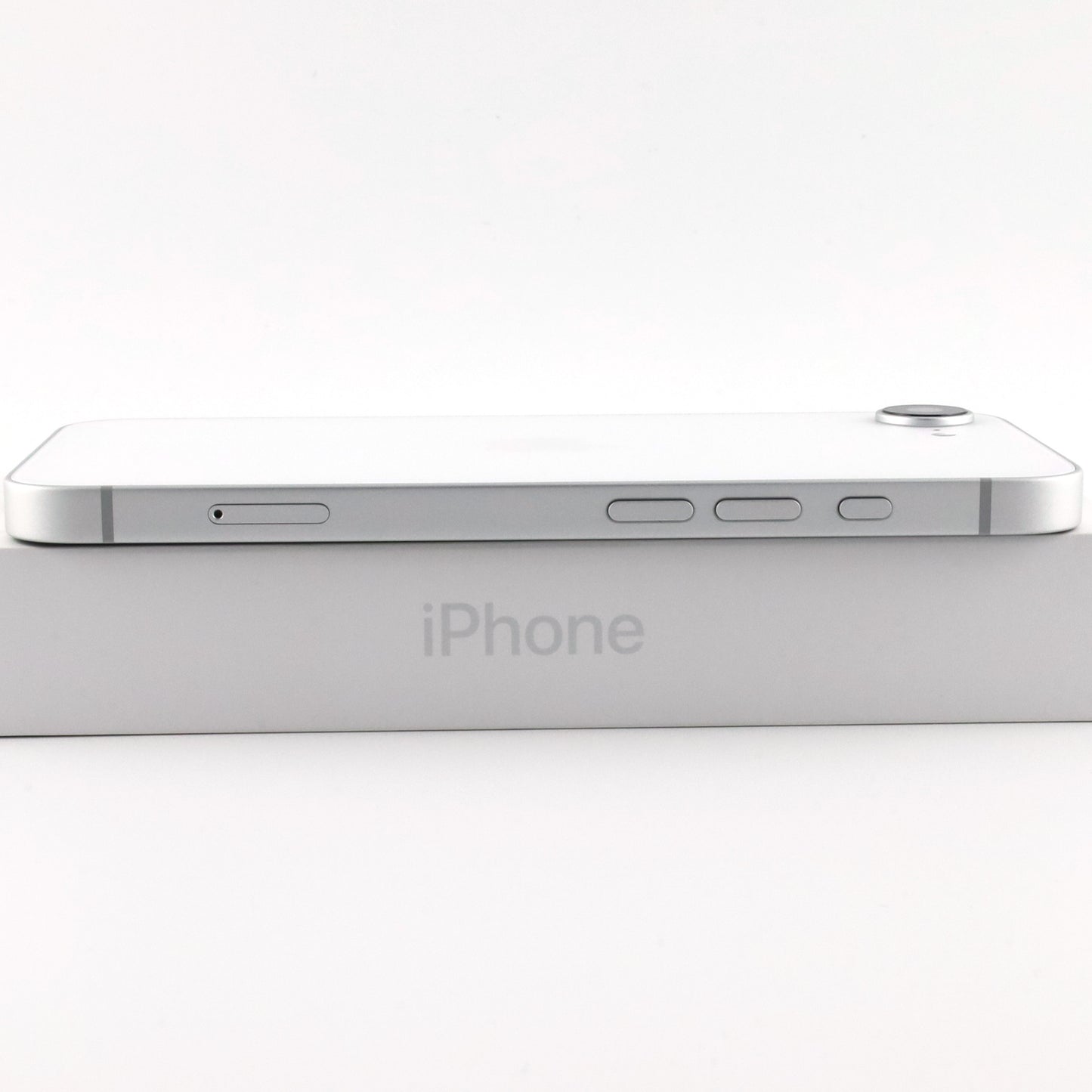 Aランク iPhone 16e 128GB White A3409 MD1R4J/A 国内版【90日保証】