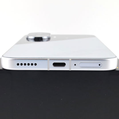 Aランク POCO F7 12/256GB Silver 25053PC47G 国内版【90日保証】