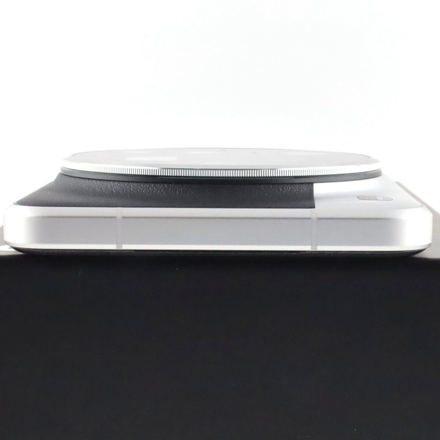 A-ランク Xiaomi 15 Ultra 16/512GB SilverChrome 25010PN30G 国内版【90日保証】
