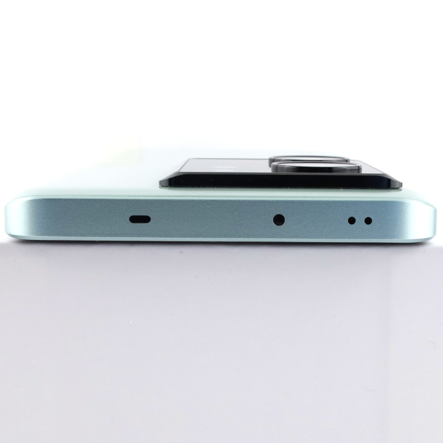 A-ランク Xiaomi 13T Pro 12/256GB MeadowGreen 23088PND5R 国内Simフリー版【90日保証】