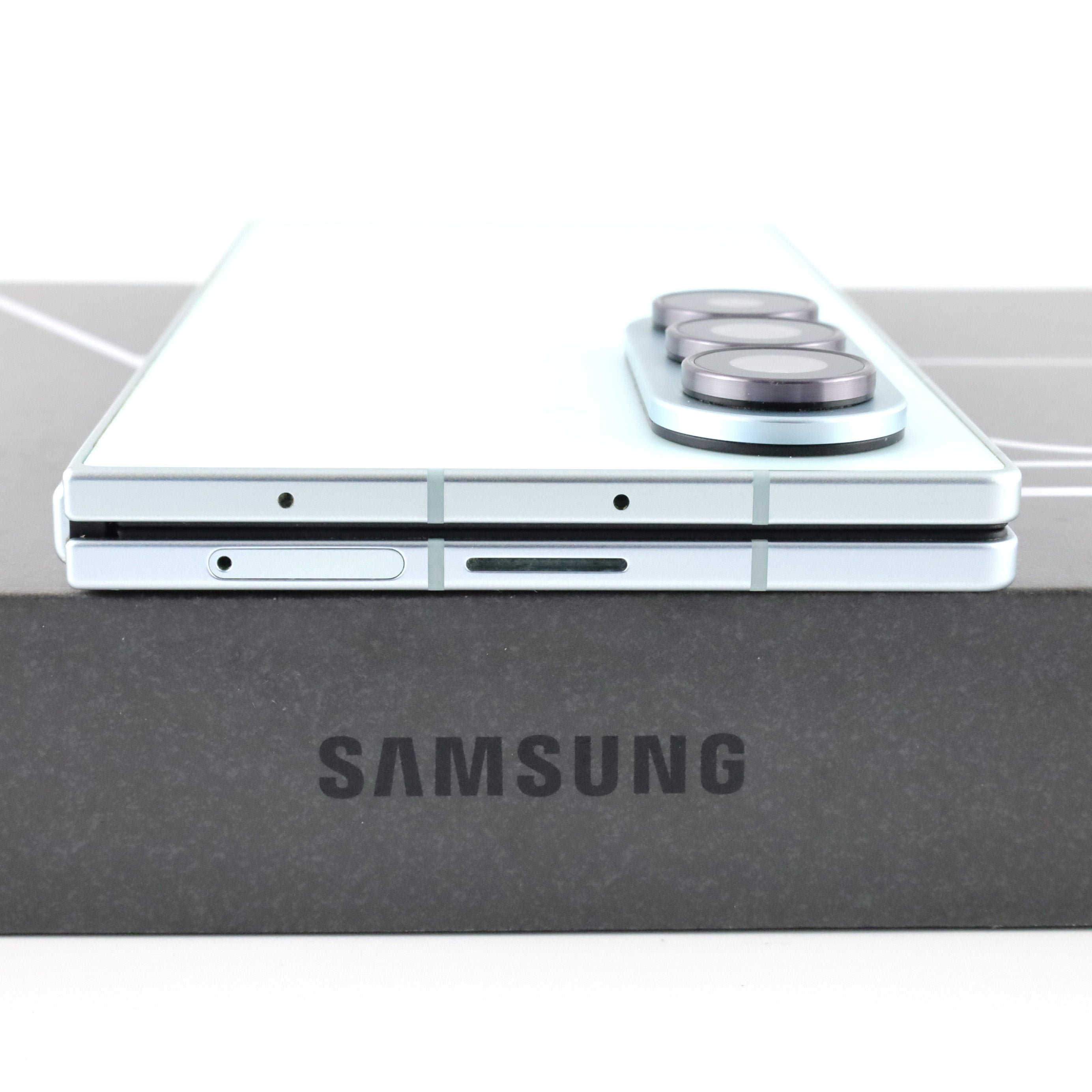 C-ランク Galaxy Z Fold7 12/256GB Mint SM-F966Q 国内版【30日保証