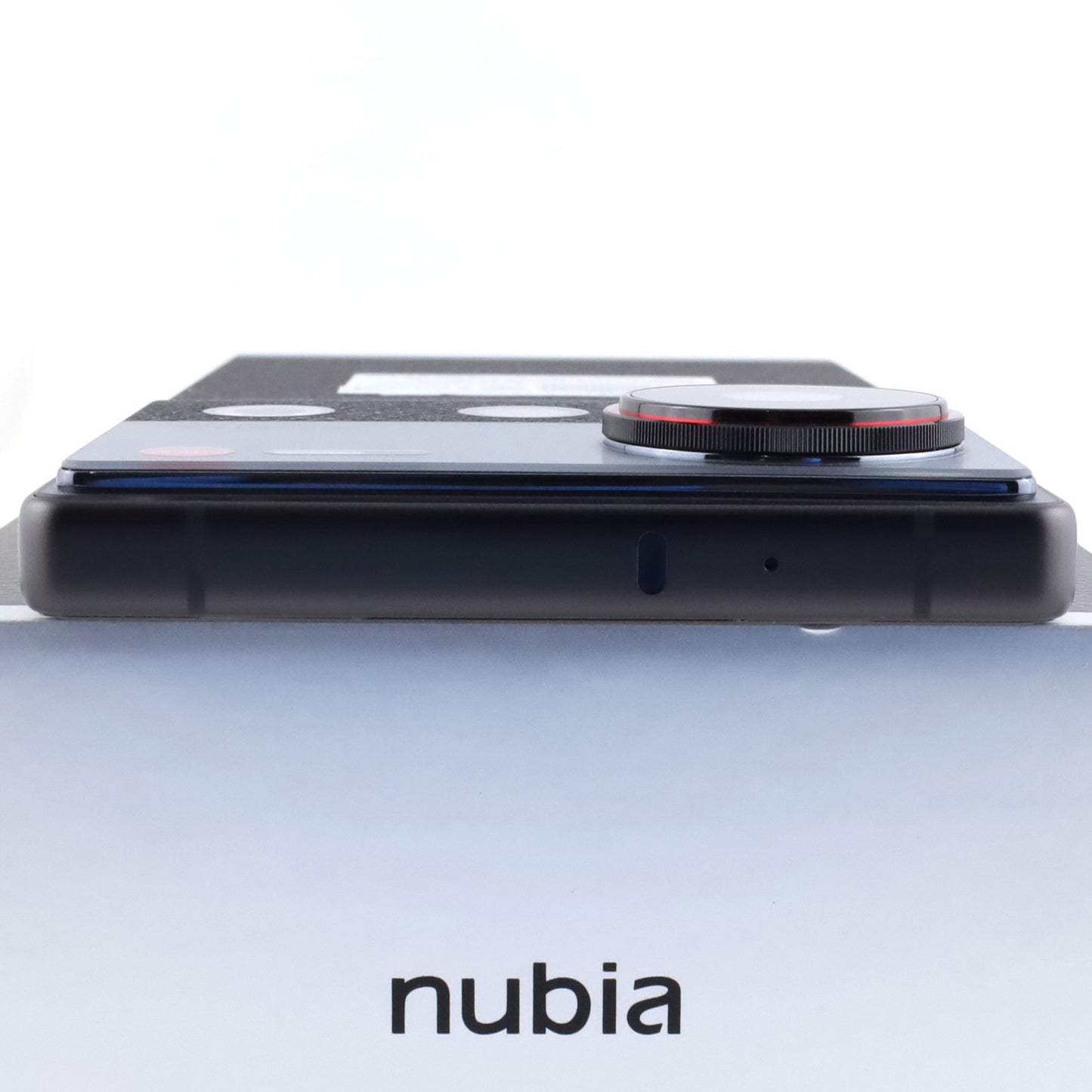 Aランク  nubia Z70S Ultra 16/512GB Black NX733J 国内版【90日保証】
