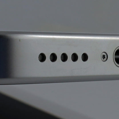 B+ランク iPhone 16 Pro 256GB WhiteTitanium A3294 MYLU3ZA/A 香港版【90日保証】