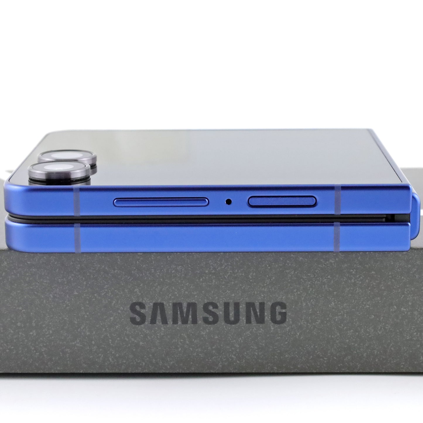 C+ランク Galaxy Z Flip7 12/256GB BlueShadow SM-F766Q 国内版【30日保証】