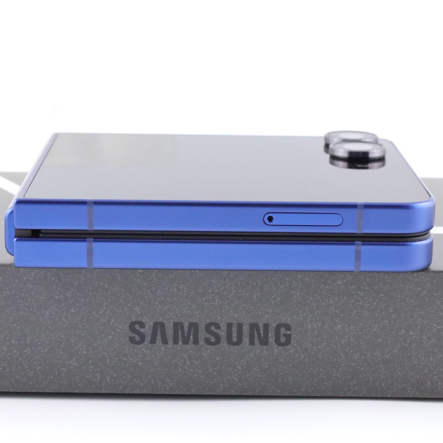 C+ランク Galaxy Z Flip7 12/256GB BlueShadow SM-F766Q 国内版【30日保証】