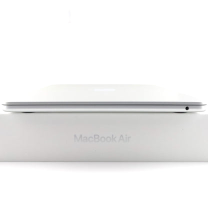 Cランク MacBook Air Liquid Retinaディスプレイ 13.6インチ M2チップ 2022 MLY03J/A 国内版【90日保証】
