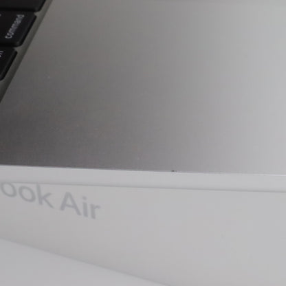 Cランク MacBook Air Liquid Retinaディスプレイ 13.6インチ M2チップ 2022 MLY03J/A 国内版【90日保証】