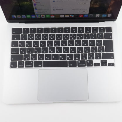 Cランク MacBook Air Liquid Retinaディスプレイ 13.6インチ M2チップ 2022 MLY03J/A 国内版【90日保証】