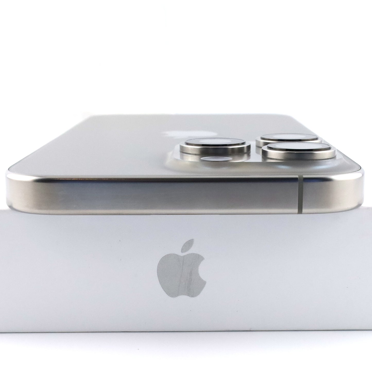B+ランク iPhone 16 Pro Max 1TB NaturalTitanium MYW23ZA/A A3297 香港版【90日保証】