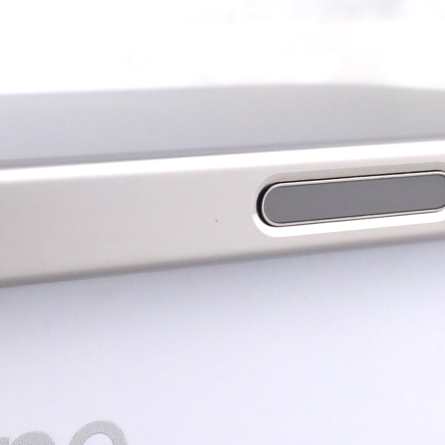 B+ランク iPhone 16 Pro Max 1TB NaturalTitanium MYW23ZA/A A3297 香港版【90日保証】