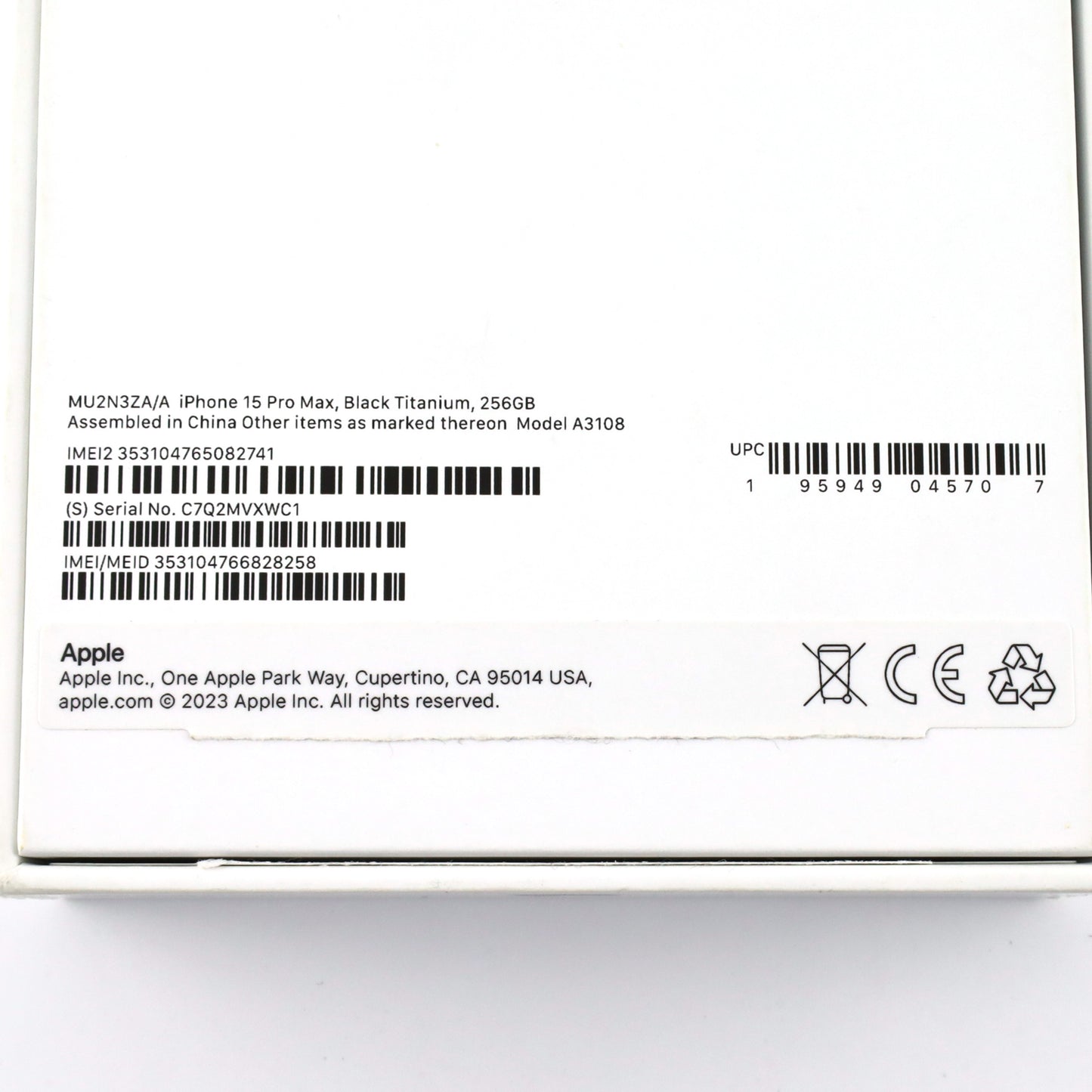 Bランク iPhone 15 Pro Max 256GB BlackTitanium A3108 MU2N3ZA/A 香港版【90日保証】