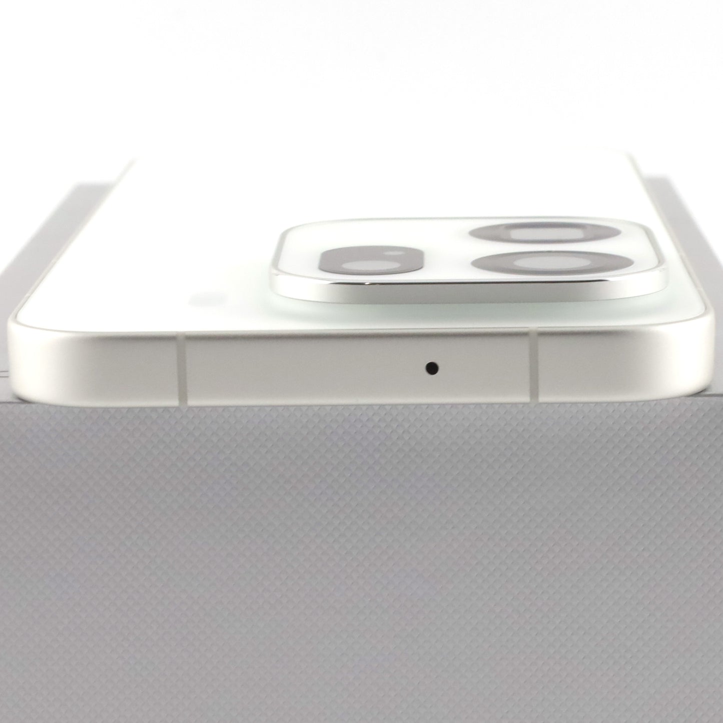 Aランク OPPO Find X9 Pro 16/512GB SilkWhite CPH2791 グローバル版 【90日保証】