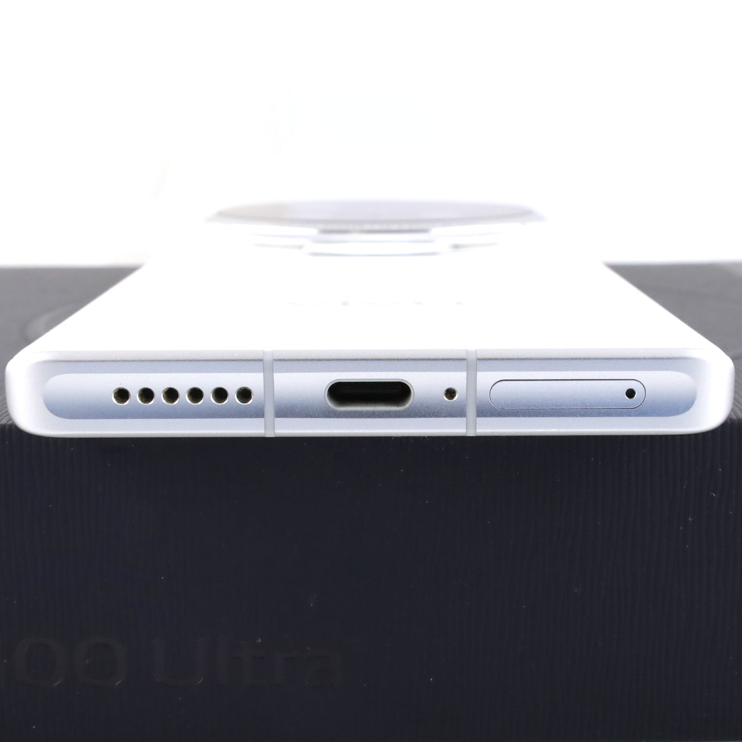 A-ランク vivo X100 Ultra 16/512GB White V2366GA 中国版【90日保証】
