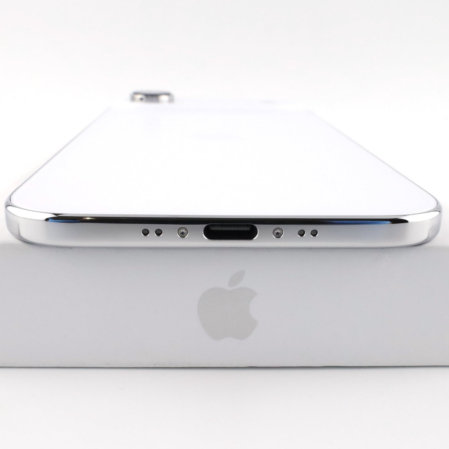 A-ランク iPhone Air 256GB CloudWhite A3516 MG284J/A 国内SB版 【90日保証】