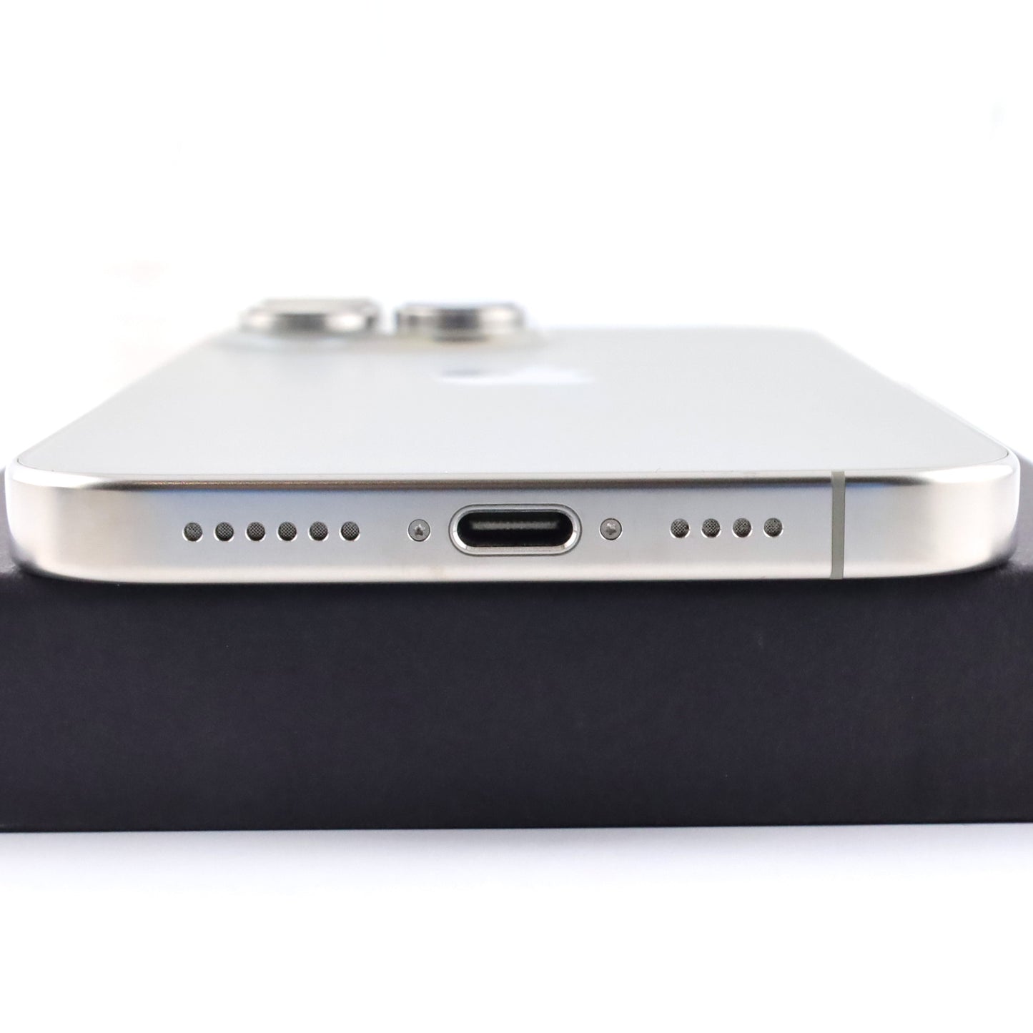 A-ランク iPhone 16 Pro Max 1TB Silver MYW23ZA/A 香港版【90日保証】