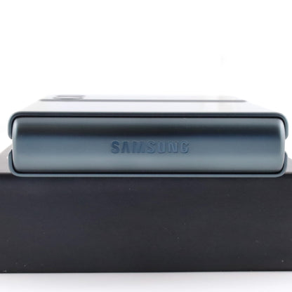 C+ランク Galaxy Z Flip3 8/256GB Green SM-F7110  香港版【30日保証】